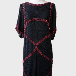 Suzie Wong vestido de seda con aplicaciones Talla XS Nuevo
