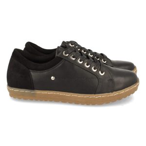 Zapatillas planas negras con cordones