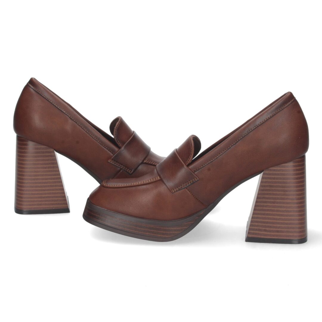 Zapatos tacón alto marrón plegados - Imagen 6