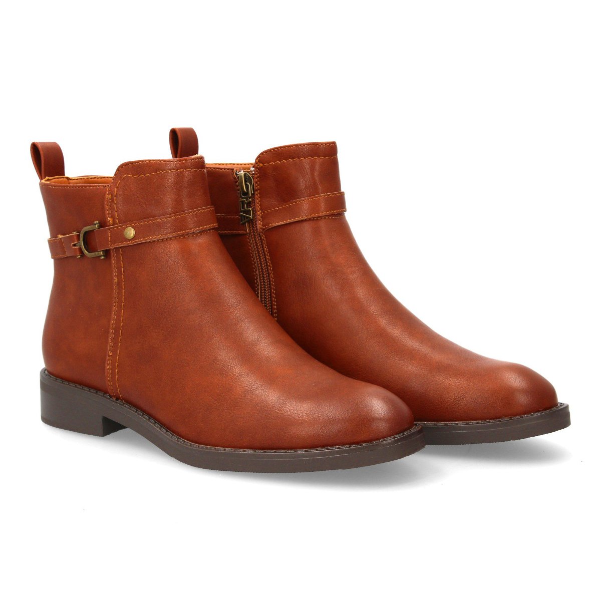 Botines planos camel con cremallera y correa