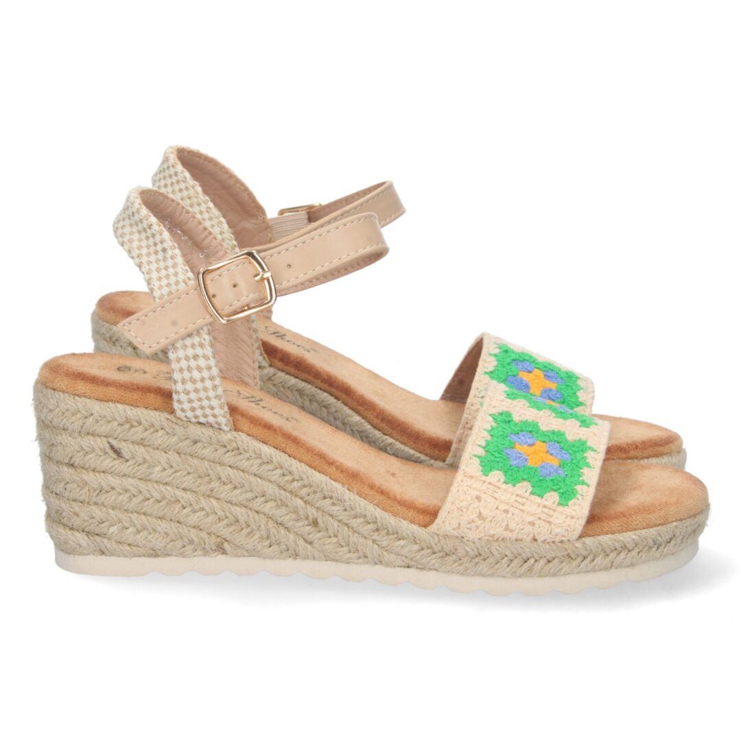 Sandalia cuña bordada verde
