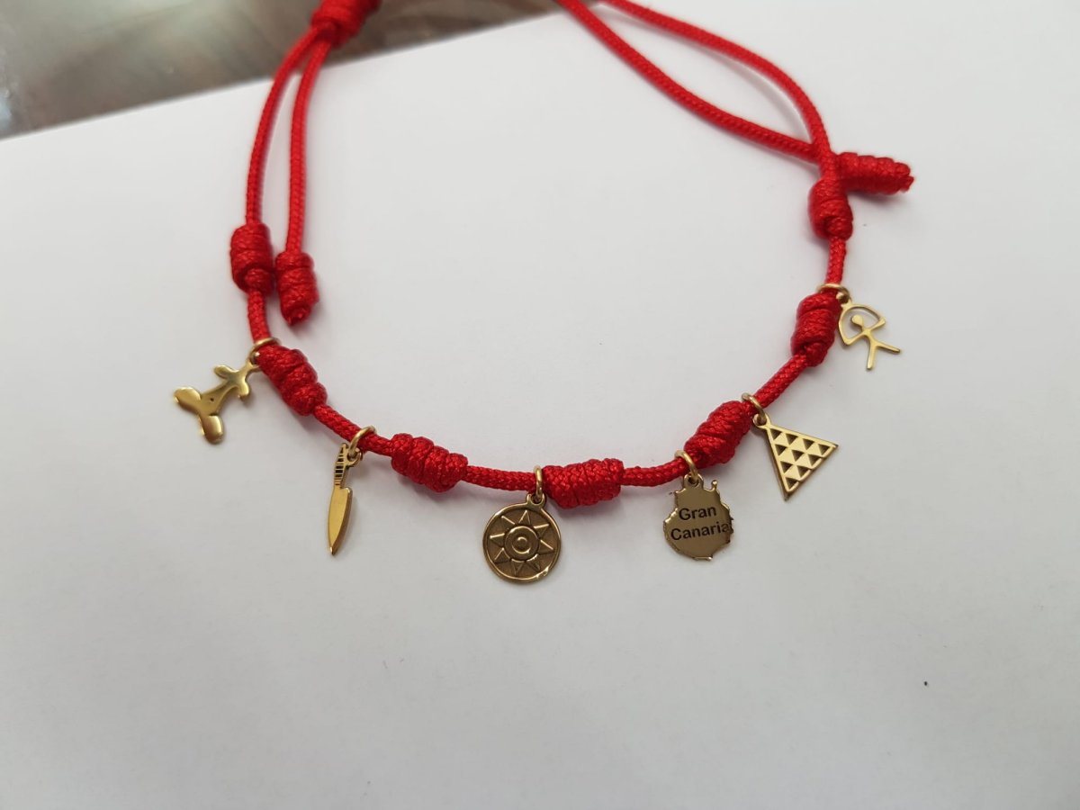 «AFORTUNADOS» pulsera hilo rojo con colgantes islas canarias - Imagen 2