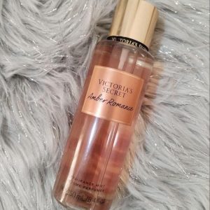 Mist Corporal Amber Romance – Victoria’s Secret