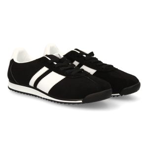 Deportiva estilo retro negro
