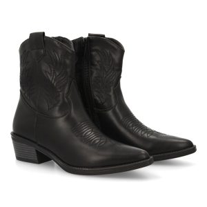 Botines cowboy negros de punta y tacón bajo