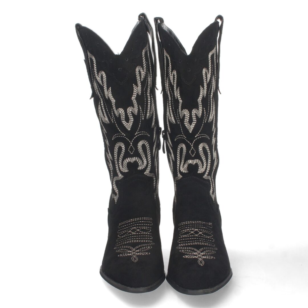 Botas vaqueras negras con bordado geométrico. - Imagen 4