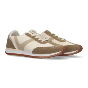Zapatillas deportivas beige con suela estampada.