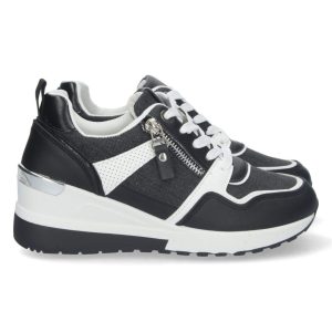 Zapatillas deportivas negras suela gruesa