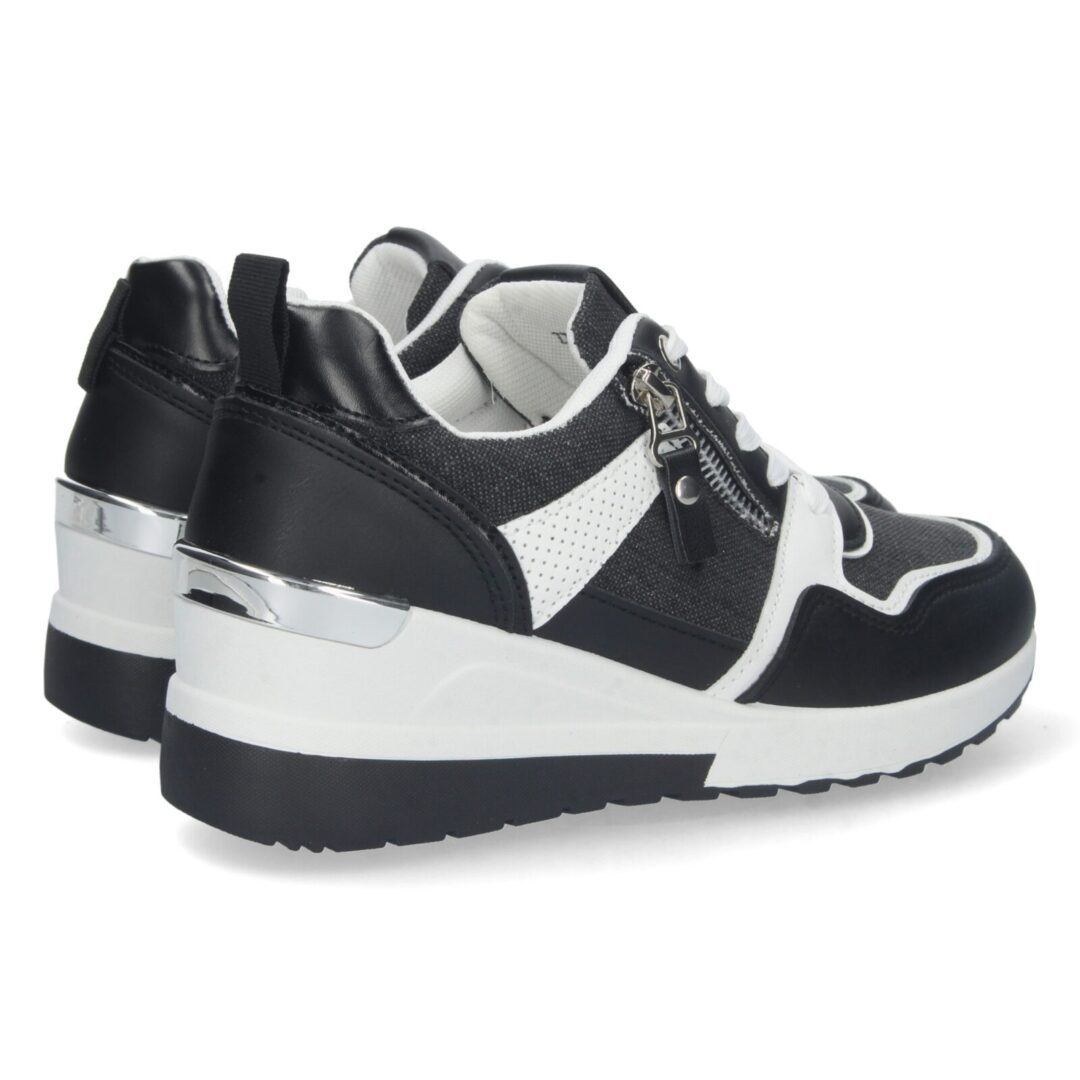 Zapatillas deportivas negras suela gruesa - Imagen 5