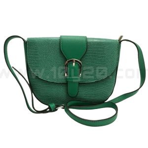 Bandolera con solapa verde