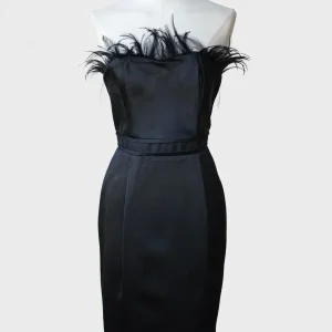 Carolina Herrera vestido negro de cóctel plumas de avestruz Talla US6 (M)