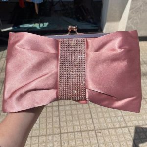 Clutch Rosa Satinado con Brillos – CHENSON (Diseño Moño)