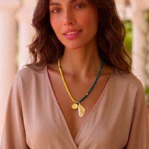 Collar mujer verde y amarillo pluma