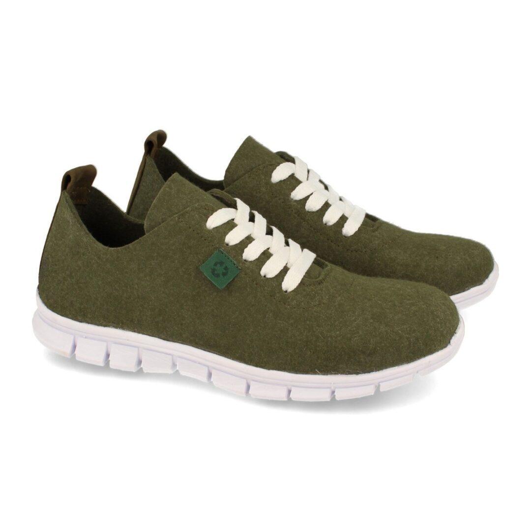 Zapatillas deportivas verdes con cordones - Imagen 2