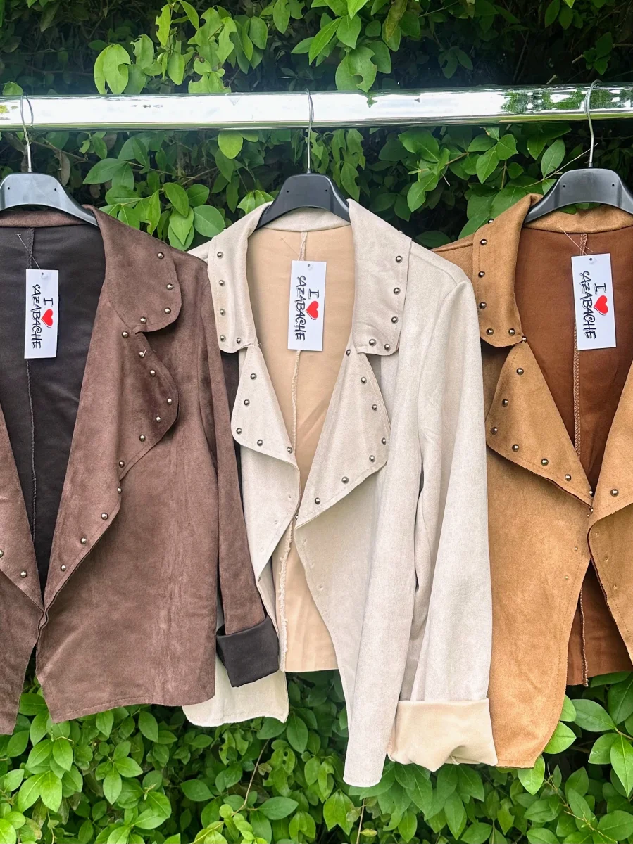Chaqueta efecto antelina con tachuelas - Imagen 5