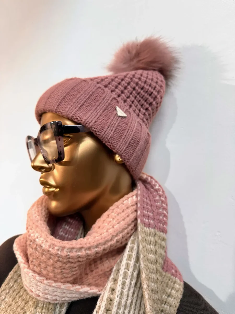 Conjunto de bufanda y gorro – Marca PRIVATA (Ref. P3699RS) - Imagen 3