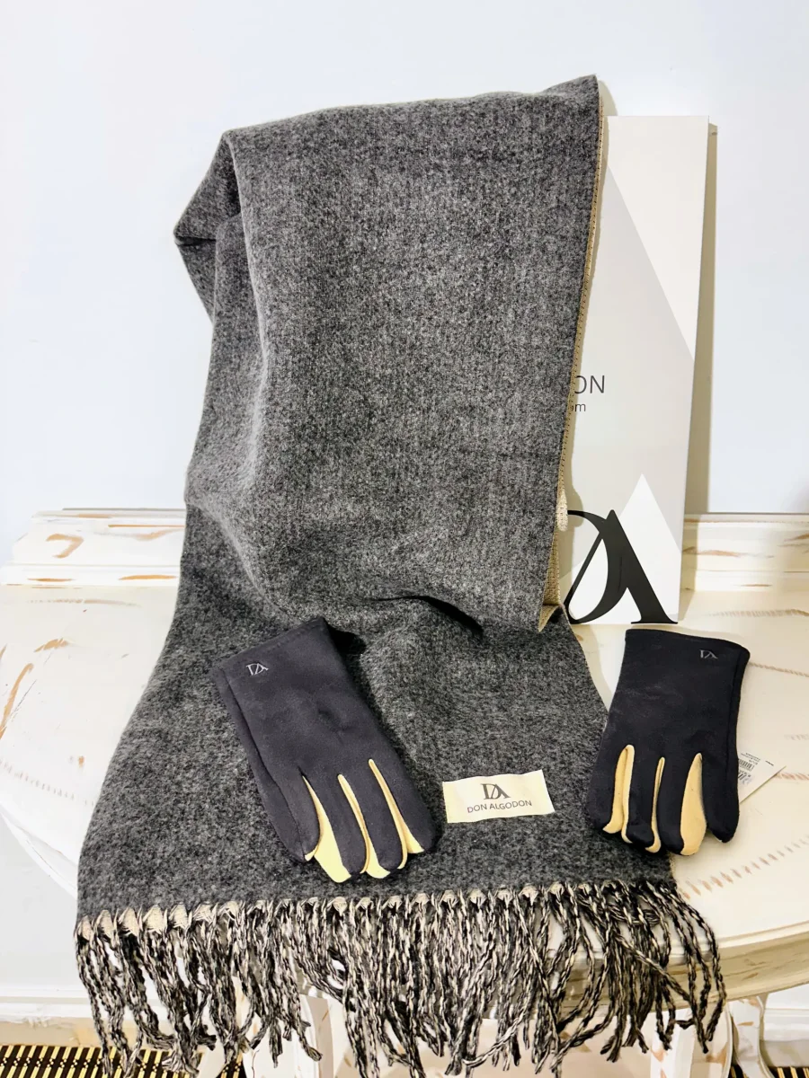 Conjunto Guantes y Estola - Imagen 3
