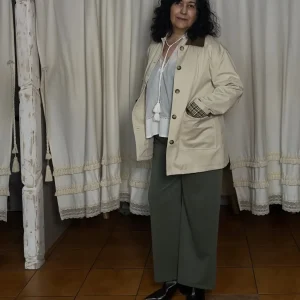 Pantalón verde kaki con cinturón incluido