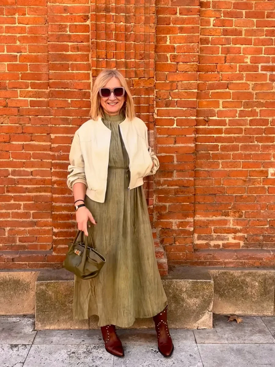 Cazadora bomber beige de polipiel