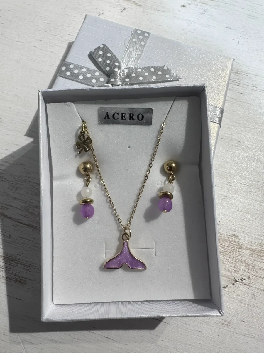 Collar Cola de Sirena y Pendientes en Acero Dorado morado - Imagen 3