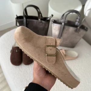 FLIP-FLOPS WITH A BUCKLE NALERIS MOCCA