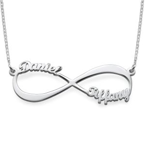 «TRUE» colgante infinito nombres personalizados Handmade