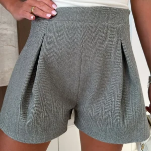 short camilera