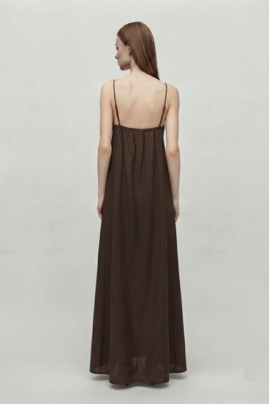 Vestido tirantes marrón largo fluido - Imagen 3