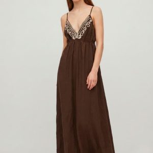 Vestido tirantes marrón largo fluido
